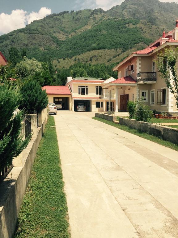 Shalimar Heights Hotel Srīnagar Exterior foto